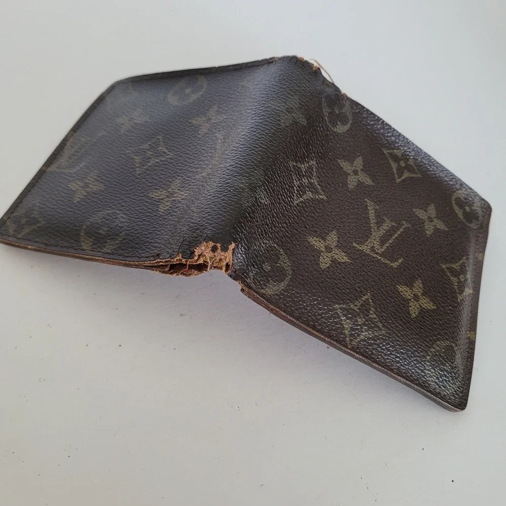 Louis Vuitton Monogram Bifold Wallet Brown Canvas CA0038 Made in Spain Men Women